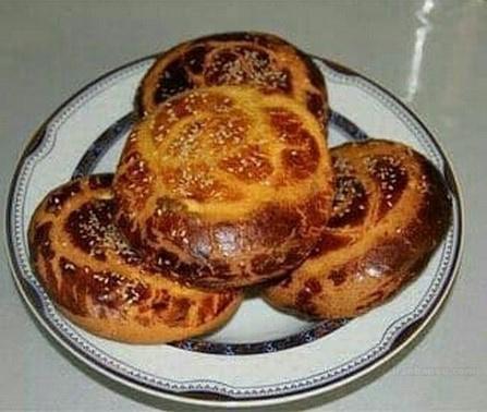 دستور پخت نان شیرین در خانه - نان کماج تبریز