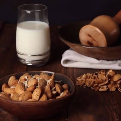 شیر گیاهی - آموزش شیر بادامی